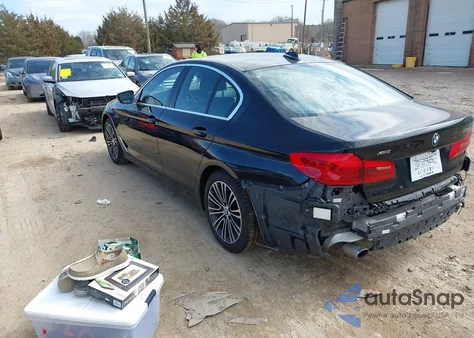 2020 BMW 530I xDrive z USA, uszkodzony, nr VIN WBAJR7C01LWW72937